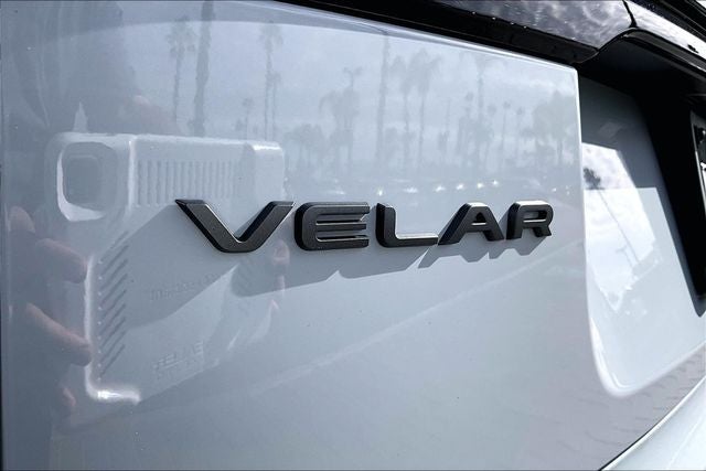 2026 Land Rover Range Rover Velar Dynamic SE