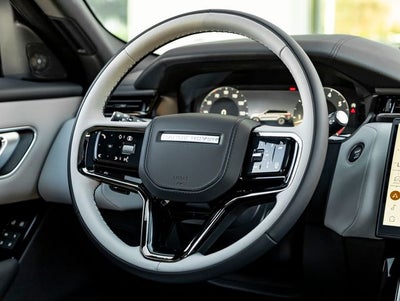 2026 Land Rover Range Rover Velar Dynamic SE