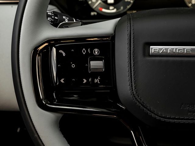 2026 Land Rover Range Rover Velar Dynamic SE