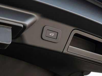 2026 Land Rover Range Rover Velar Dynamic SE