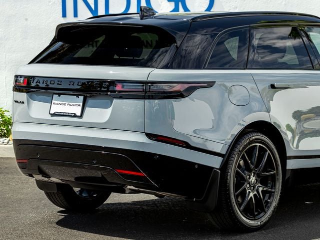 2026 Land Rover Range Rover Velar Dynamic SE