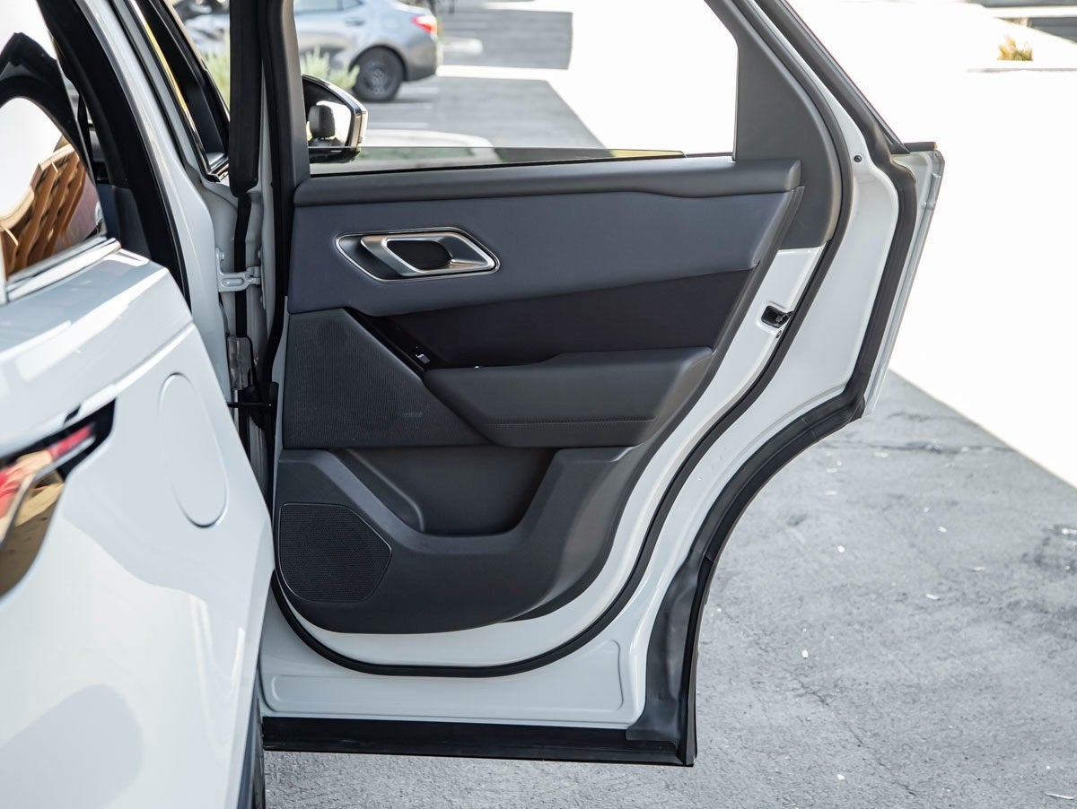 2026 Land Rover Range Rover Velar Dynamic SE