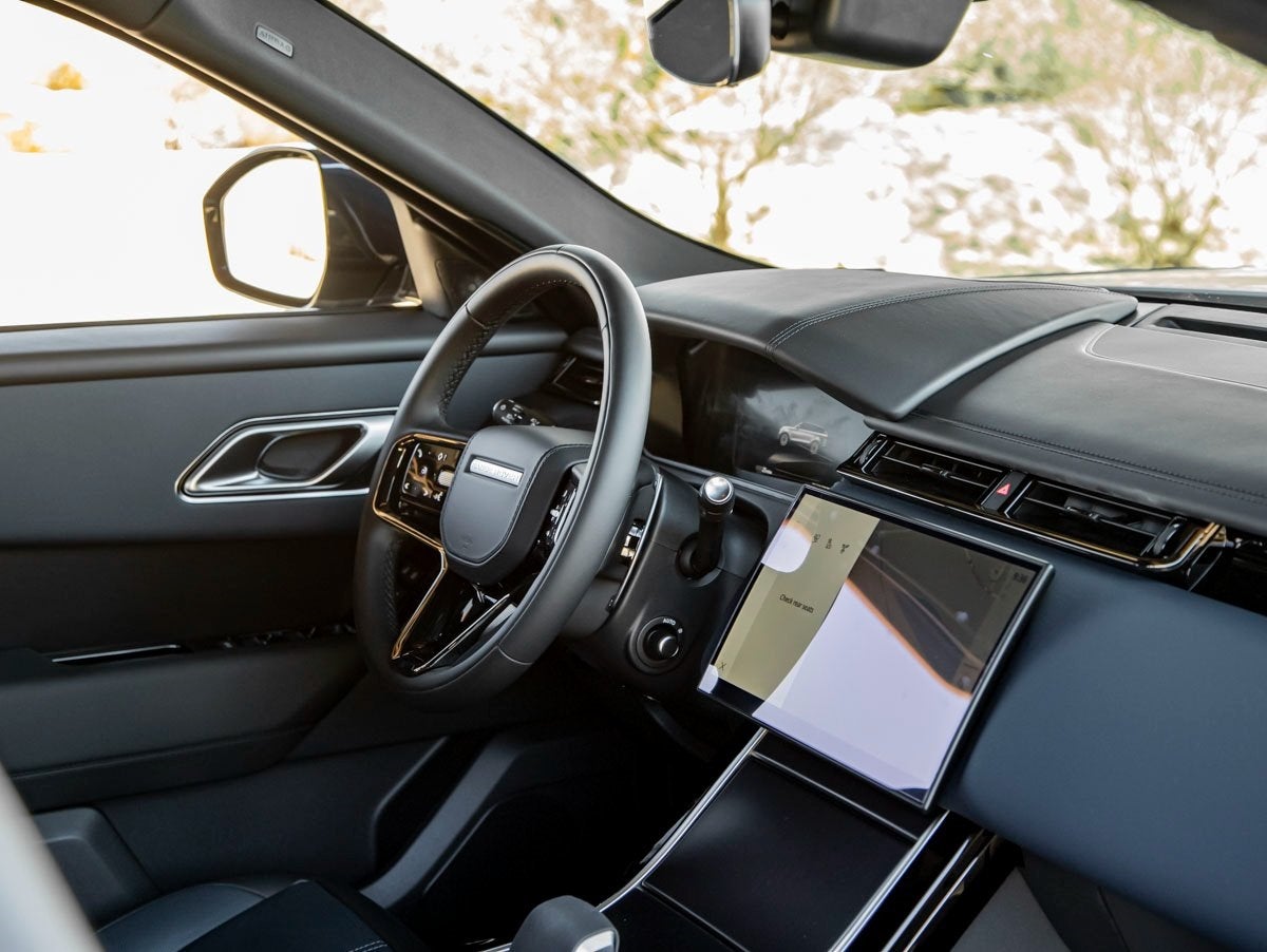 2026 Land Rover Range Rover Velar Dynamic SE