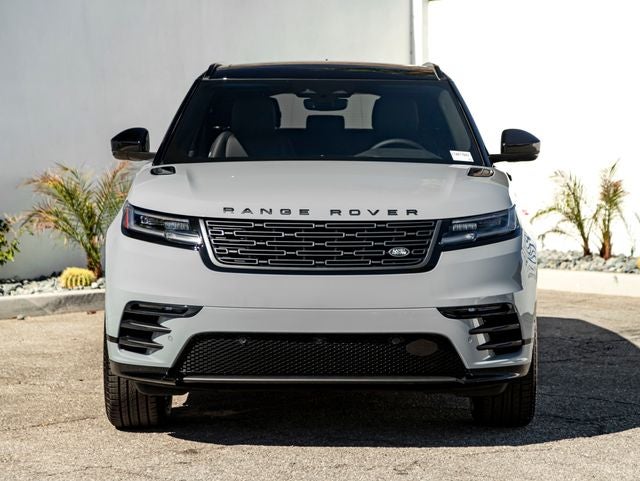2026 Land Rover Range Rover Velar Dynamic SE