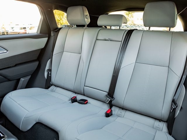 2026 Land Rover Range Rover Velar Dynamic SE