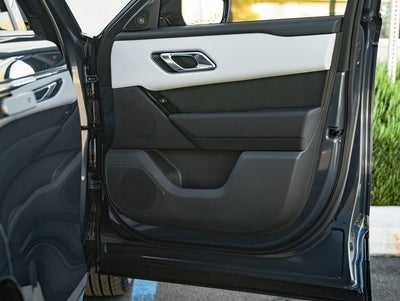 2026 Land Rover Range Rover Velar Dynamic SE