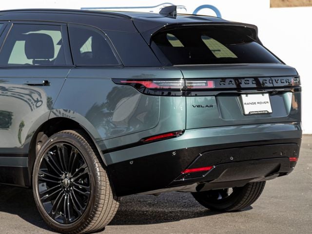 2026 Land Rover Range Rover Velar Dynamic SE