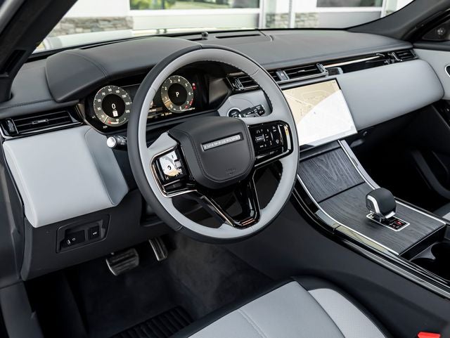 2026 Land Rover Range Rover Velar Dynamic SE
