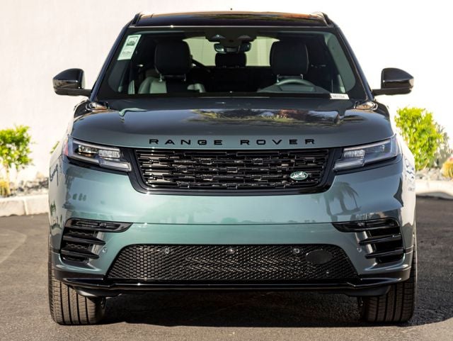2026 Land Rover Range Rover Velar Dynamic SE