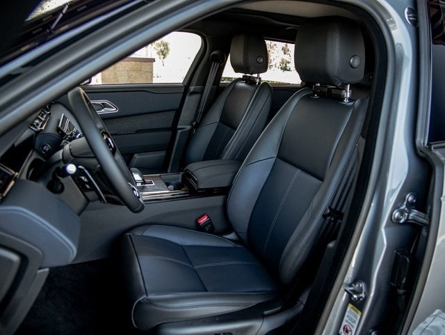 2025 Land Rover Range Rover Velar Dynamic SE