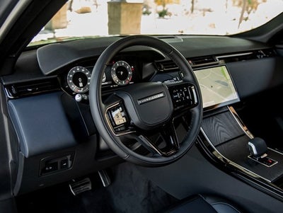 2025 Land Rover Range Rover Velar Dynamic SE