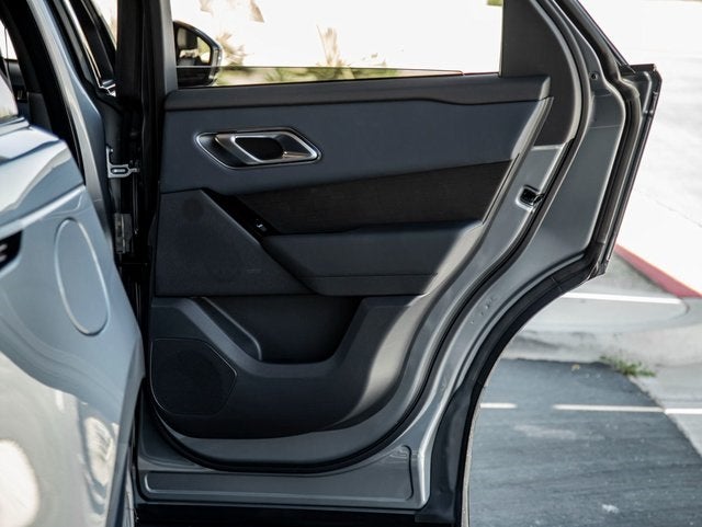 2025 Land Rover Range Rover Velar Dynamic SE