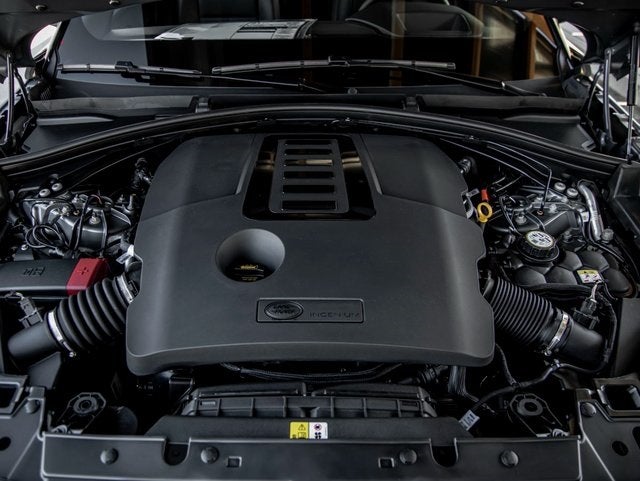 2025 Land Rover Range Rover Velar Dynamic SE