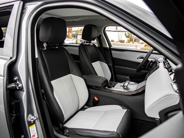 2025 Land Rover Range Rover Velar Dynamic SE
