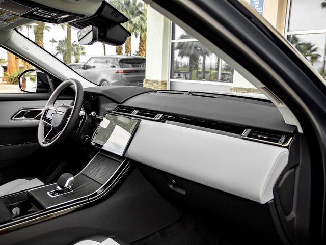 2025 Land Rover Range Rover Velar Dynamic SE