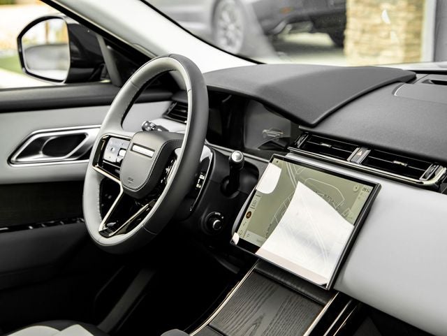 2025 Land Rover Range Rover Velar Dynamic SE