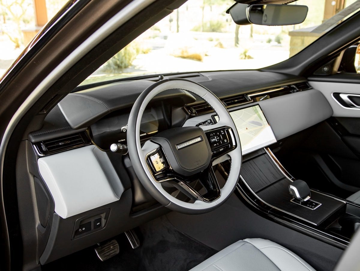 2026 Land Rover Range Rover Velar Dynamic SE