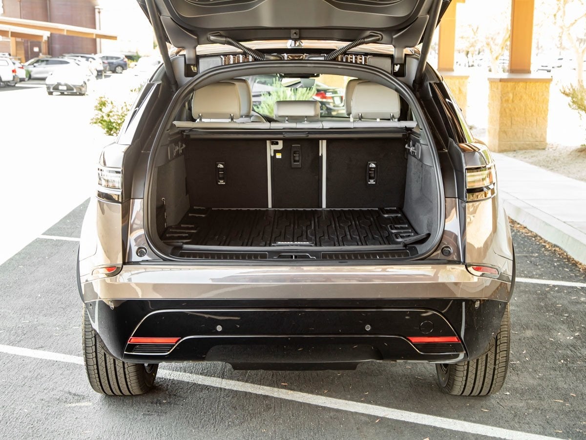 2026 Land Rover Range Rover Velar Dynamic SE