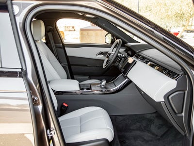 2026 Land Rover Range Rover Velar Dynamic SE