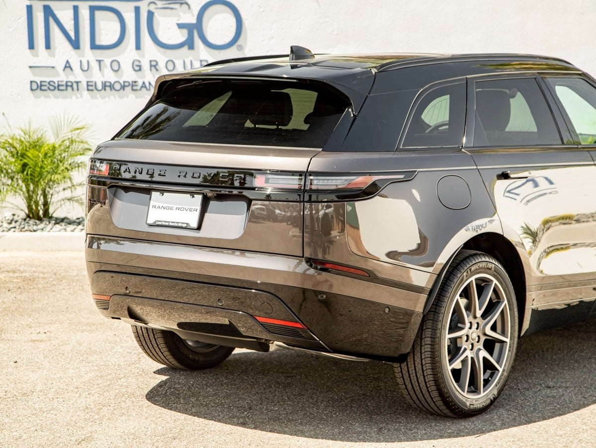 2026 Land Rover Range Rover Velar Dynamic SE