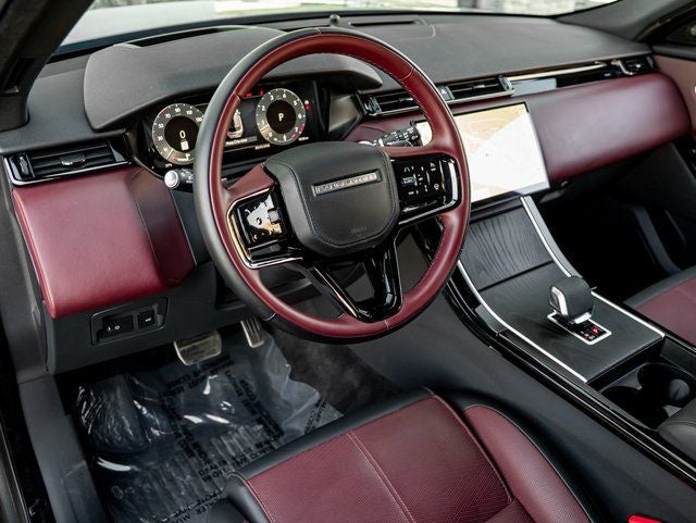 2025 Land Rover Range Rover Velar Dynamic HSE