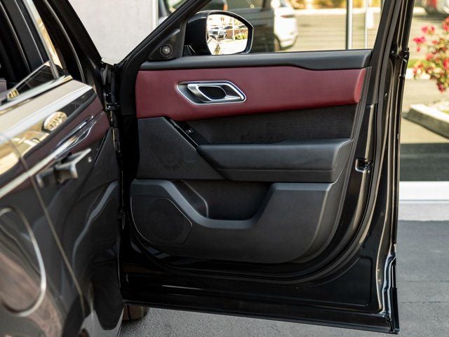 2025 Land Rover Range Rover Velar Dynamic HSE