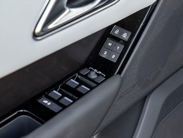 2026 Land Rover Range Rover Velar Belgravia Edition Satin