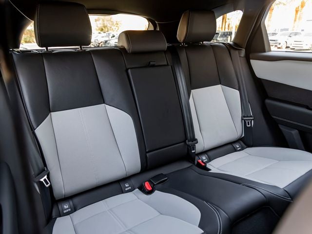 2026 Land Rover Range Rover Velar Belgravia Edition