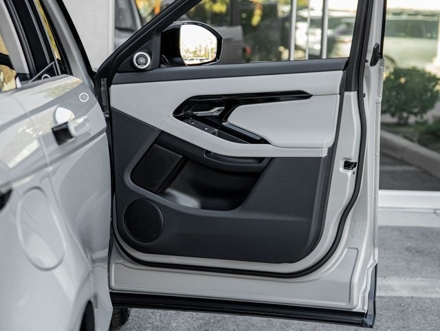 2025 Land Rover Range Rover Evoque S