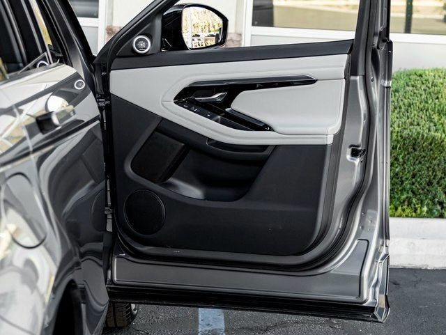 2022 Land Rover Range Rover Evoque R-Dynamic SE