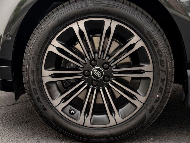 2026 Land Rover Range Rover Evoque Dynamic SE