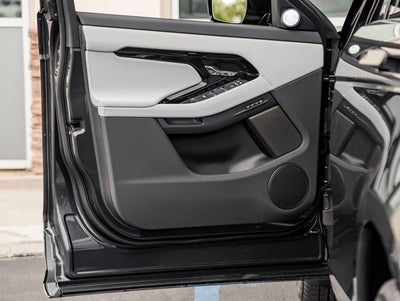 2026 Land Rover Range Rover Evoque Dynamic SE