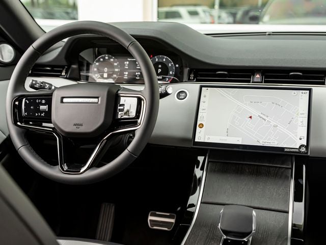 2026 Land Rover Range Rover Evoque Dynamic SE