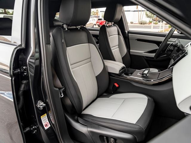 2026 Land Rover Range Rover Evoque Dynamic SE