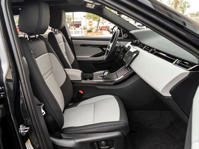 2026 Land Rover Range Rover Evoque Dynamic SE