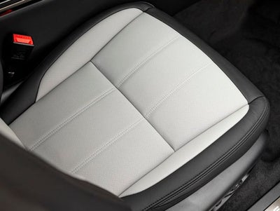 2026 Land Rover Range Rover Evoque Dynamic SE