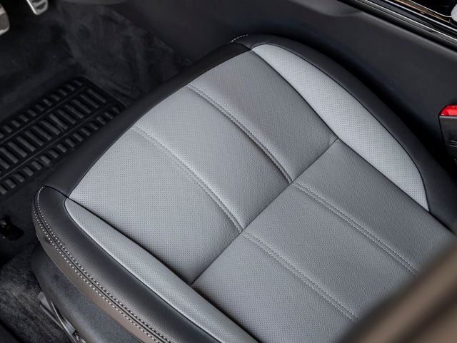 2026 Land Rover Range Rover Evoque Hoxton Edition