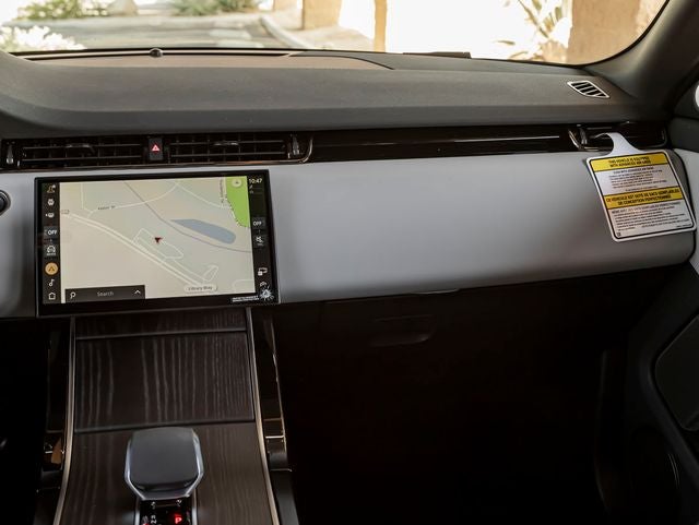 2026 Land Rover Range Rover Evoque Hoxton Edition