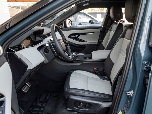2026 Land Rover Range Rover Evoque Hoxton Edition