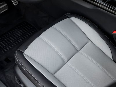2026 Land Rover Range Rover Evoque Hoxton Edition