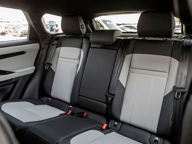 2026 Land Rover Range Rover Evoque Hoxton Edition