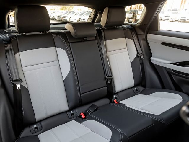 2026 Land Rover Range Rover Evoque Hoxton Edition