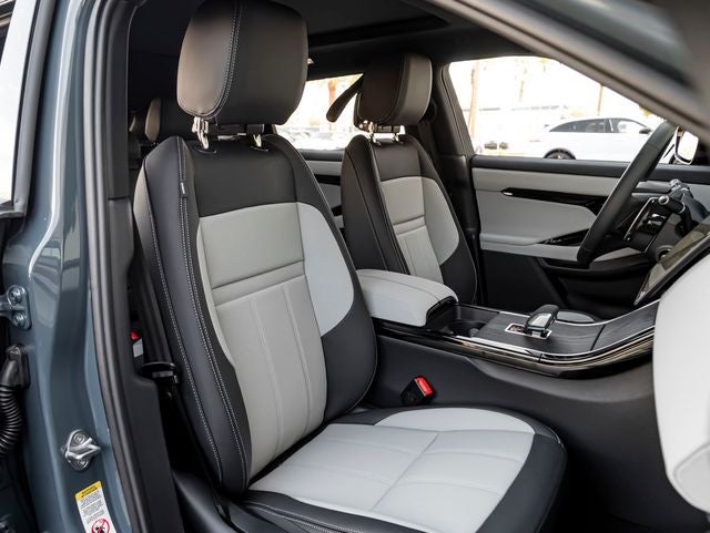 2026 Land Rover Range Rover Evoque Hoxton Edition