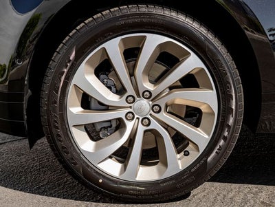 2026 Land Rover Range Rover Evoque Hoxton Edition