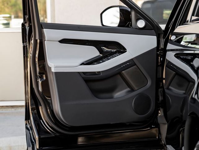 2026 Land Rover Range Rover Evoque Hoxton Edition