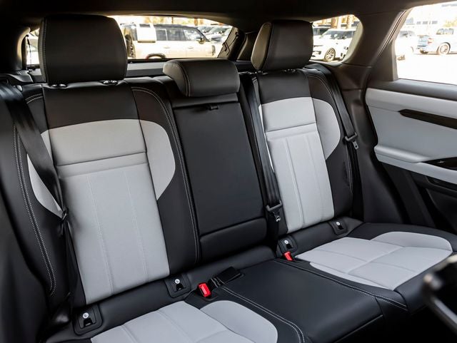 2026 Land Rover Range Rover Evoque Hoxton Edition
