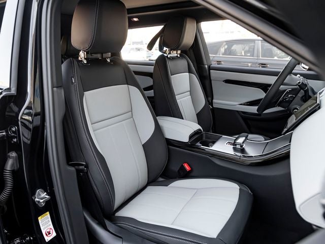 2026 Land Rover Range Rover Evoque Hoxton Edition