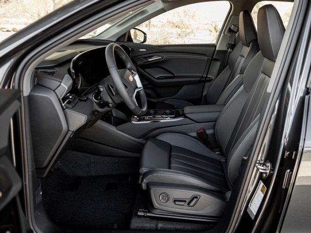 2025 Audi Q6 e-tron Premium Plus quattro