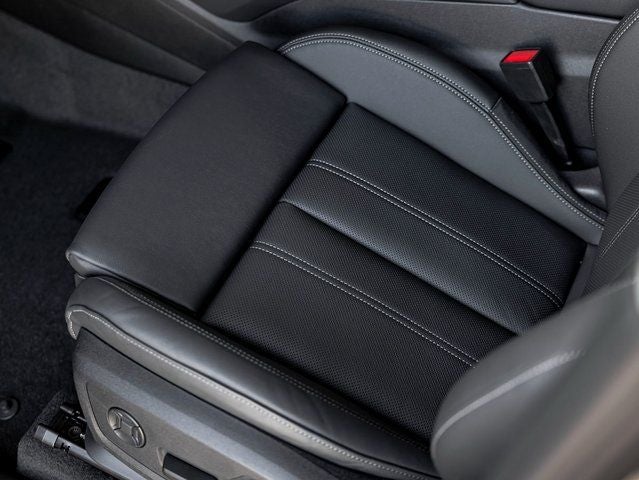 2025 Audi Q6 e-tron Premium Plus quattro