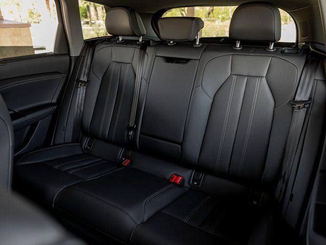 2025 Audi Q6 e-tron Premium Plus quattro